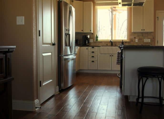 Inspiration for a transitional home design remodel in Austin