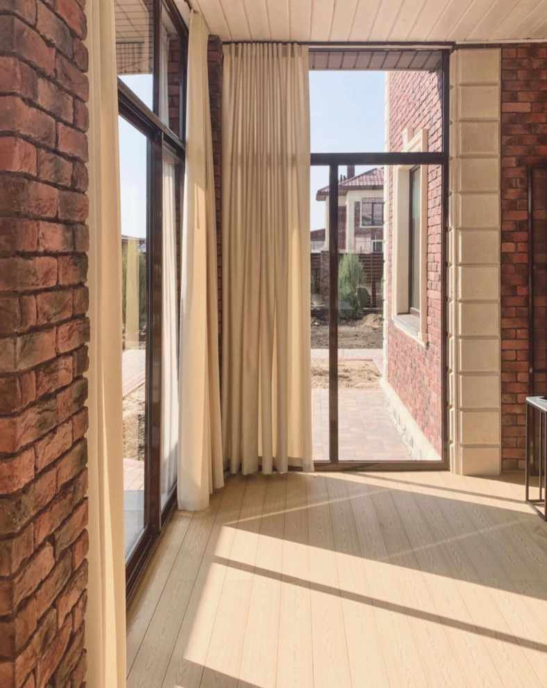 Шторы на веранду для загородного дома