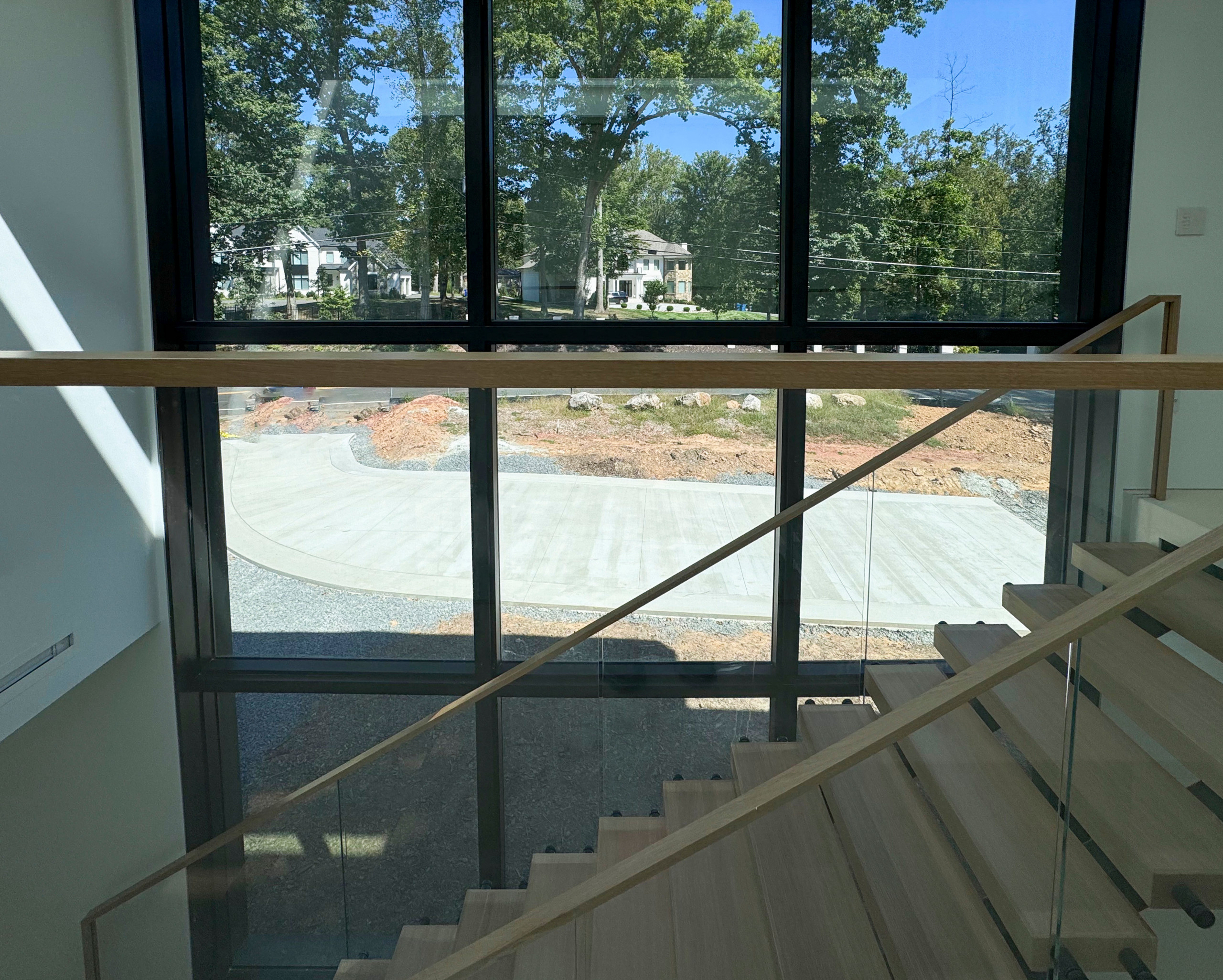 126_Visually Open and Light Contemporary Staircase, Mclean, VA 22102