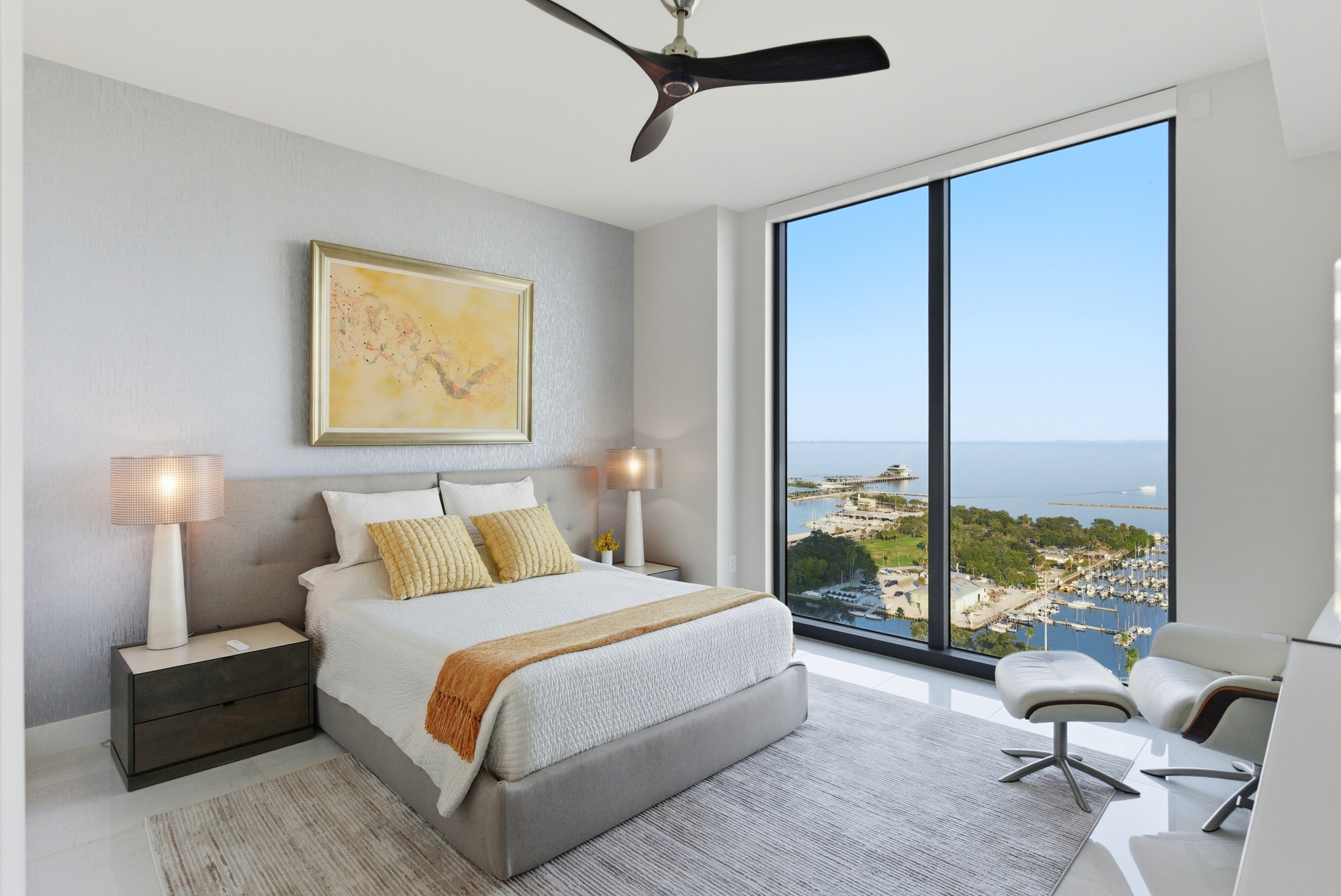 We Love Travel and Art