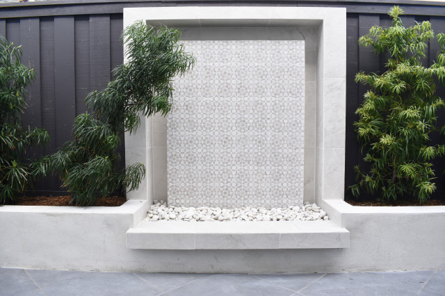 Crest - Encinitas farmhouse-garden