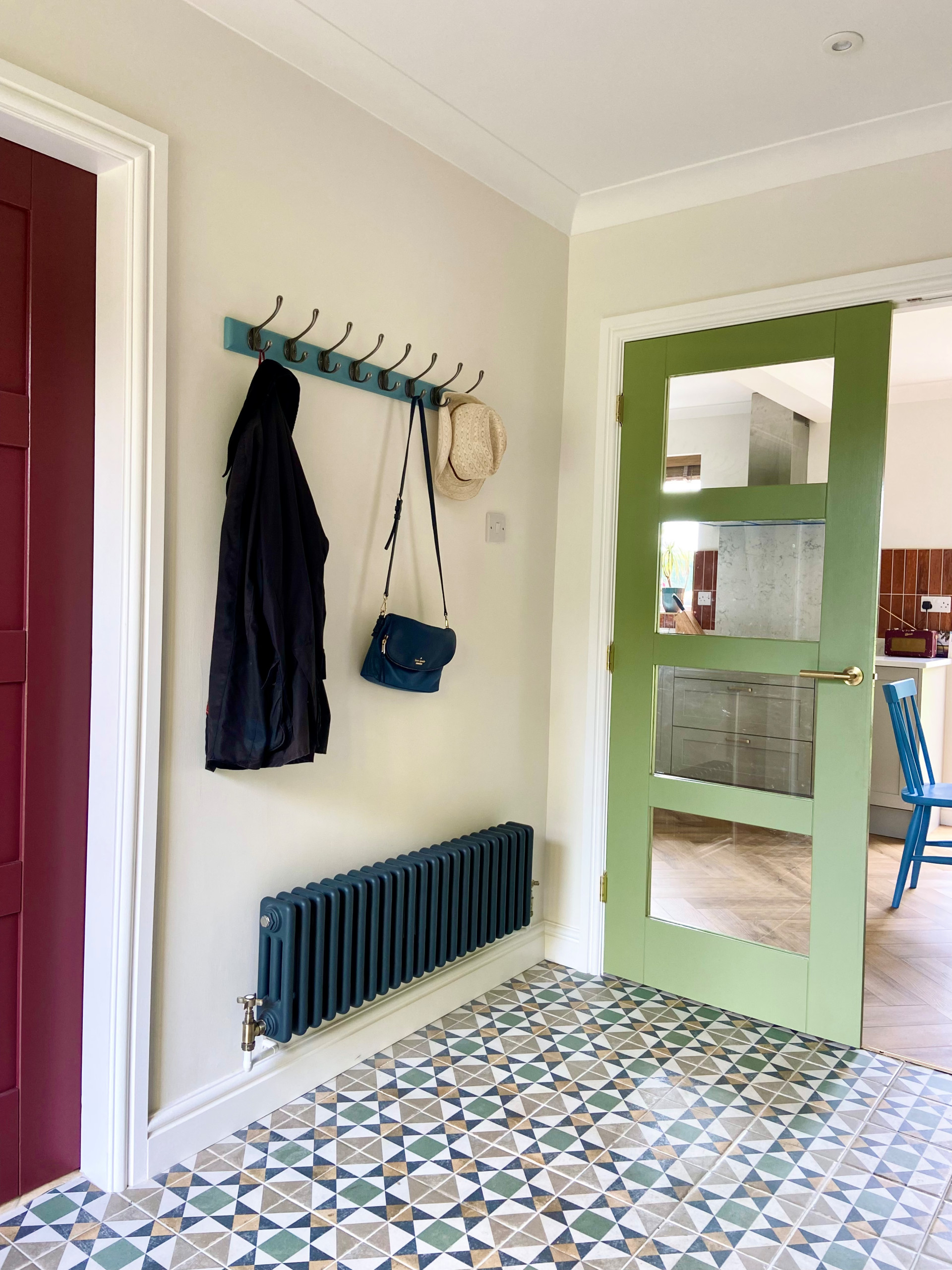 Family kitchen and hall remodelling