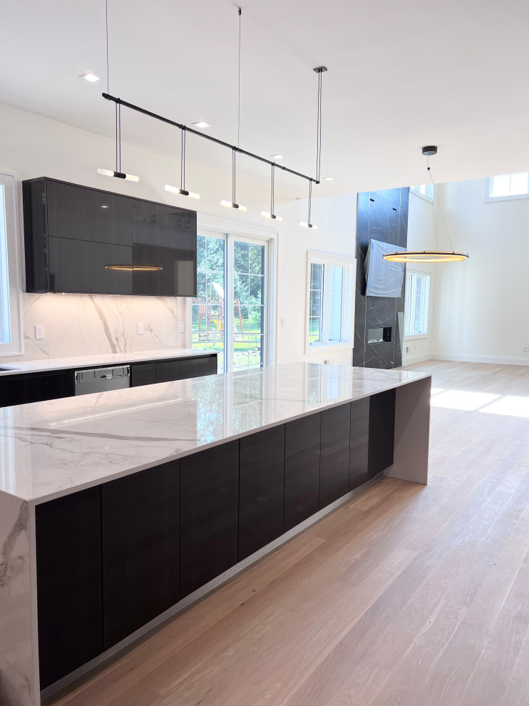 Brown and White Modern Kitchen Design - Contemporary - Kitchen - New ...