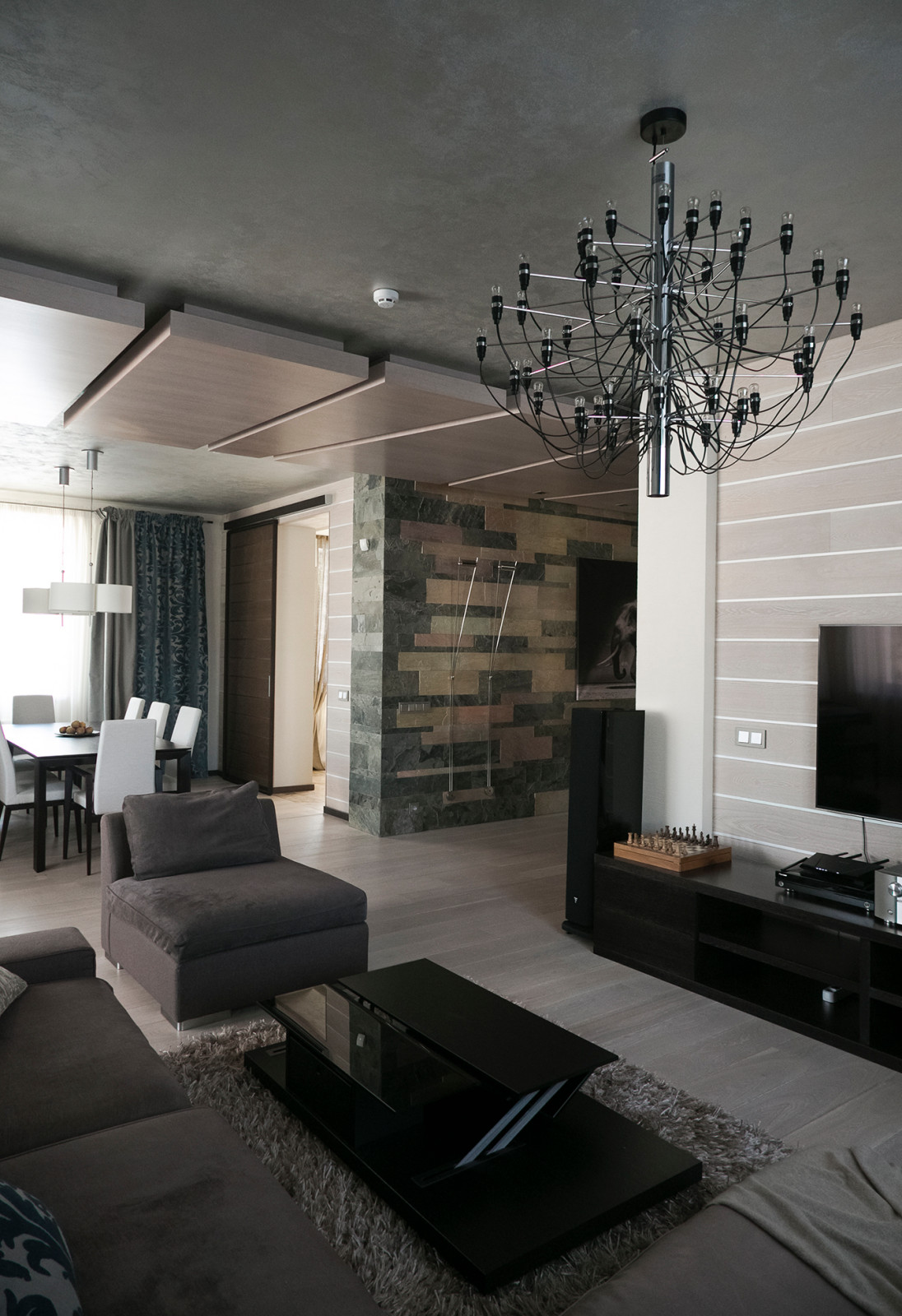 Интерьер загородного дома в поселке Гринфилд