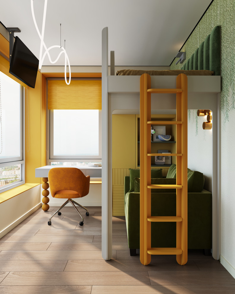 Яркая история