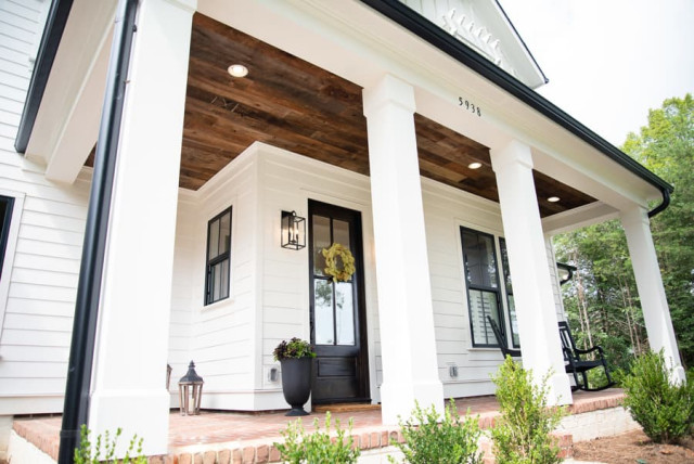 Brown Barnboard Mixed Softwoods Ceiling Planking lantlig-veranda