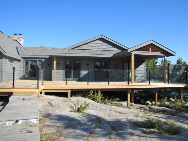 Large waterfront cottage decks deck