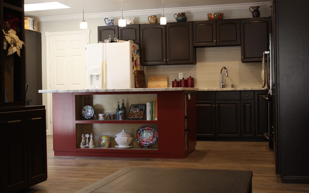 Inspiration for a transitional home design remodel in Orange County