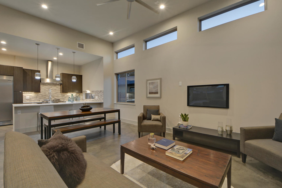 Minimalist home design photo in Austin