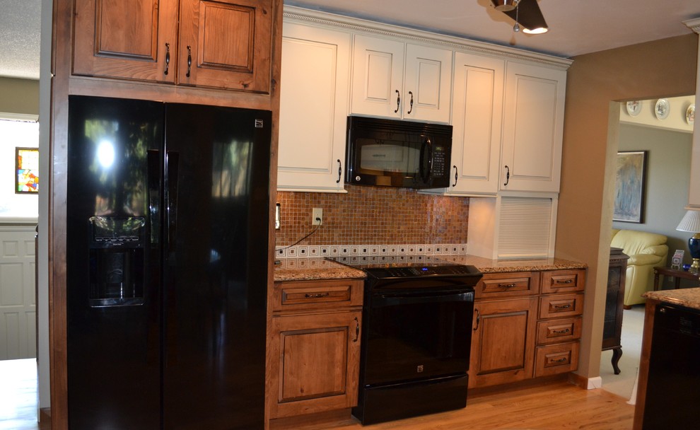 Mid-sized mountain style kitchen photo in Denver