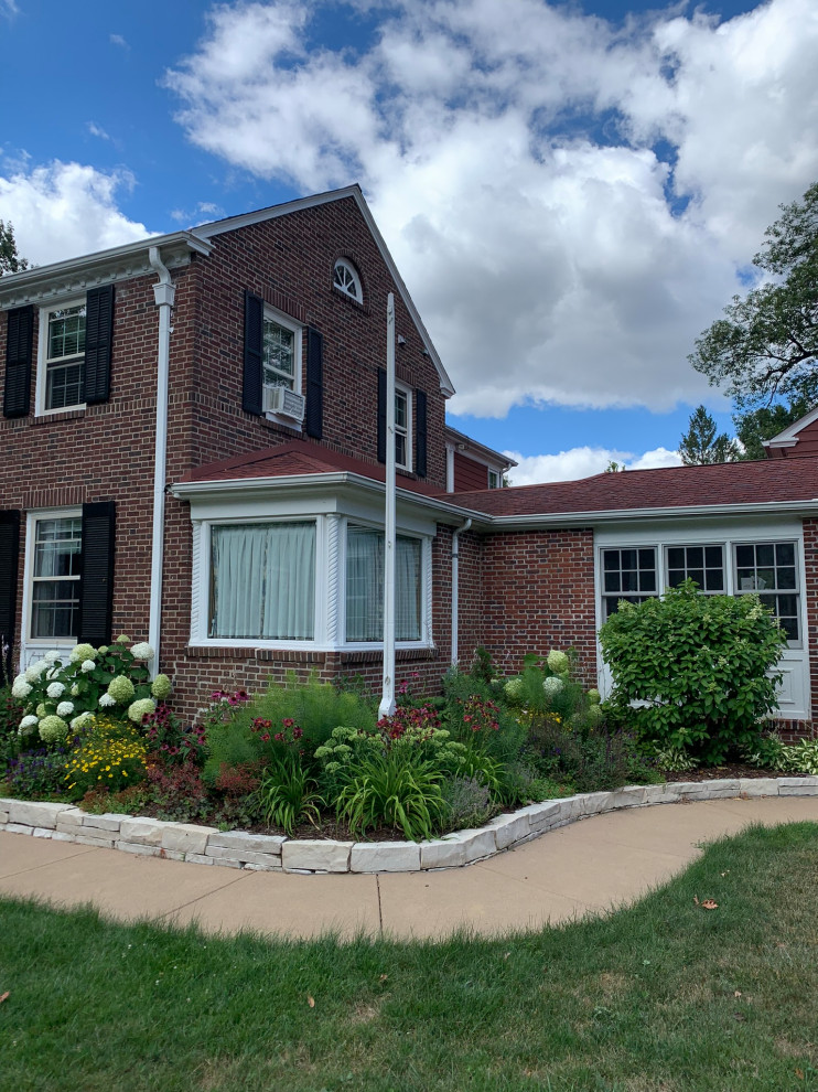 St. Paul Brick House Gardens