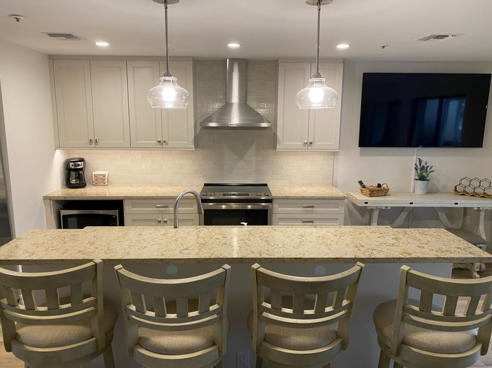 Inspiration for a transitional kitchen remodel in Miami