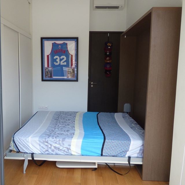 Slumberdesk Vertical Queen Brown Spaceman Singapore (open) Singapur