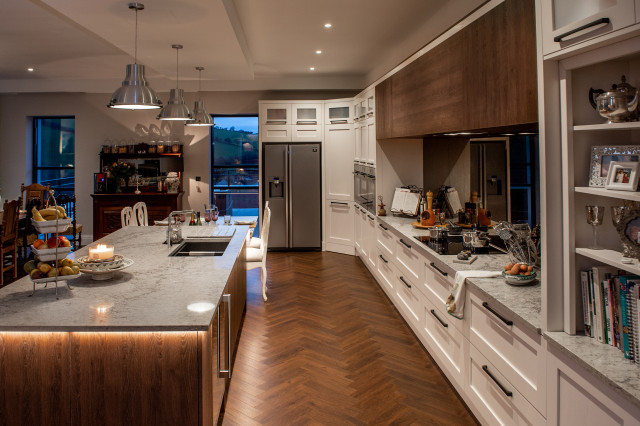 Traditional large Kitchen traditional-kitchen