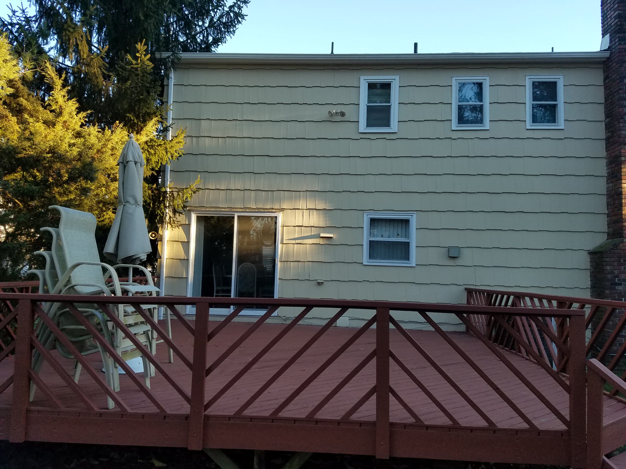 New Windows, Vinyl Siding, and Gutters at Gunpowder Drive in East Brunswick, NJ
