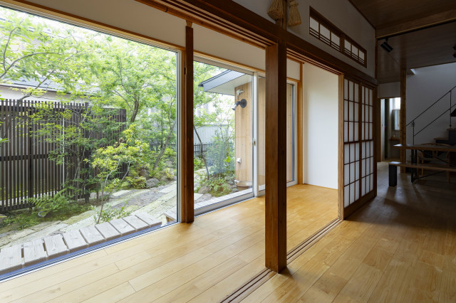 東大和の家 japones-moderno-porche