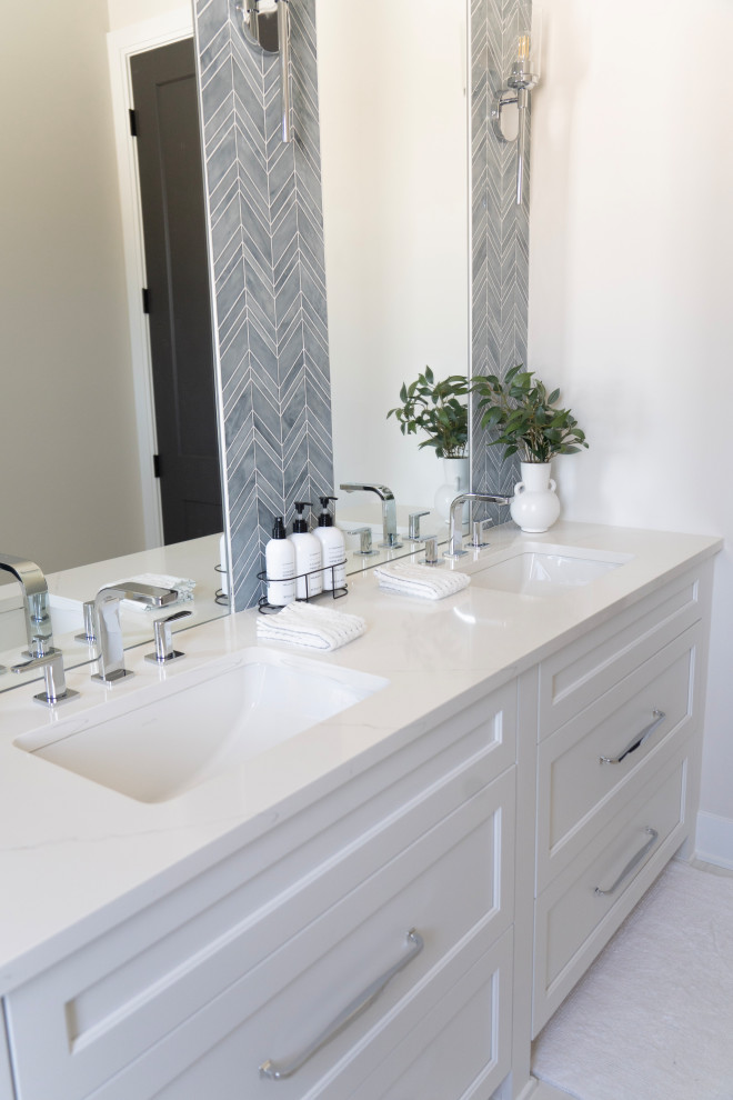 Highland Hills Kitchen, Laundry, & Bath Staging