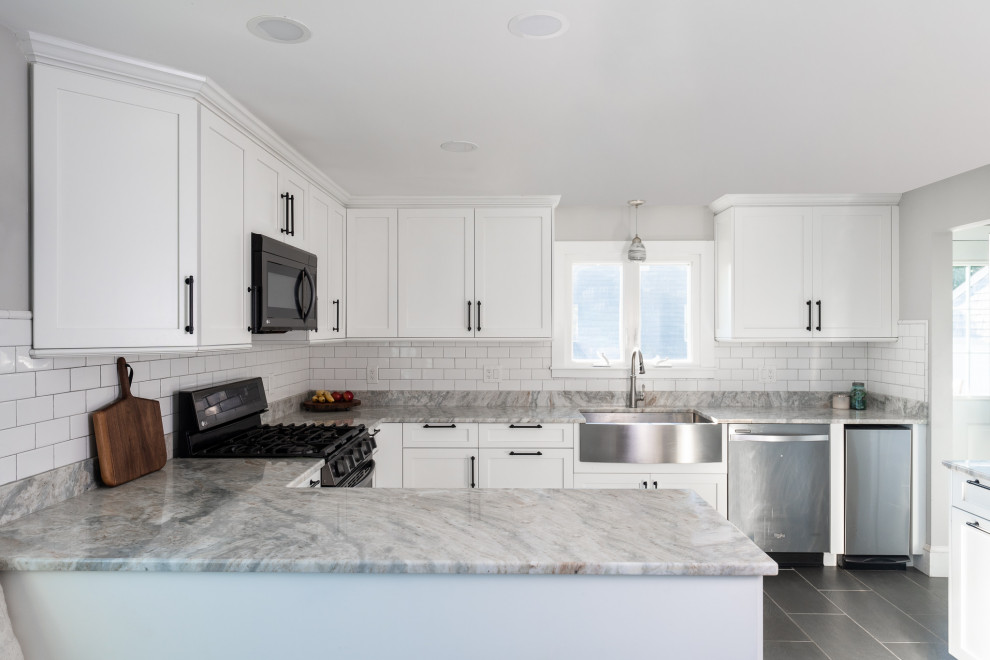 Inspiration for a transitional home design remodel in Providence