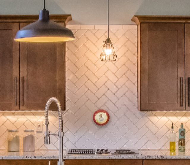 Tile work di-transizione-cucina