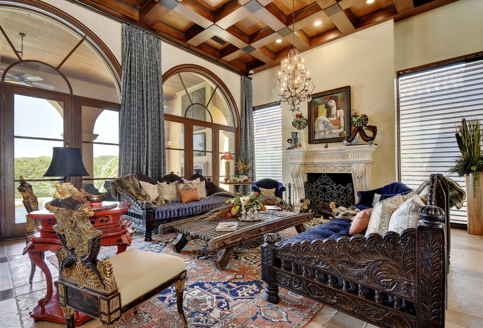 Example of a transitional home design design in Austin
