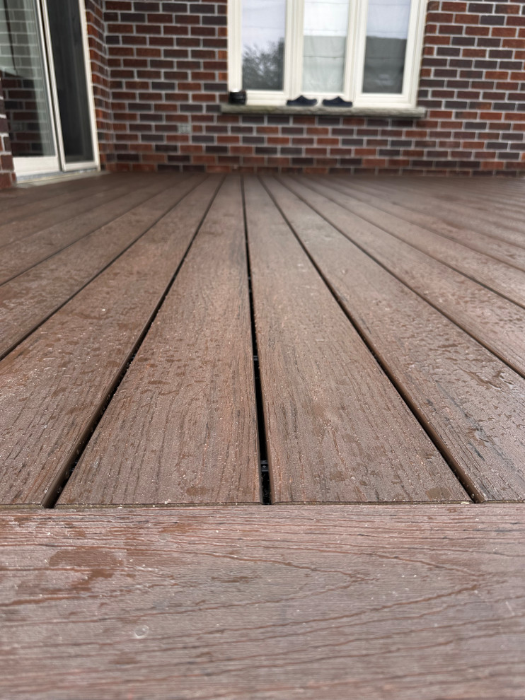 Jennifer Cres - Composite Deck Refinish