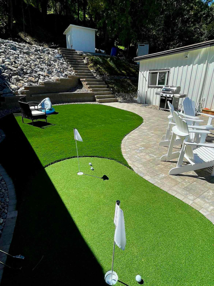 Tambellini Outdoor Lounge with Putt-Putt