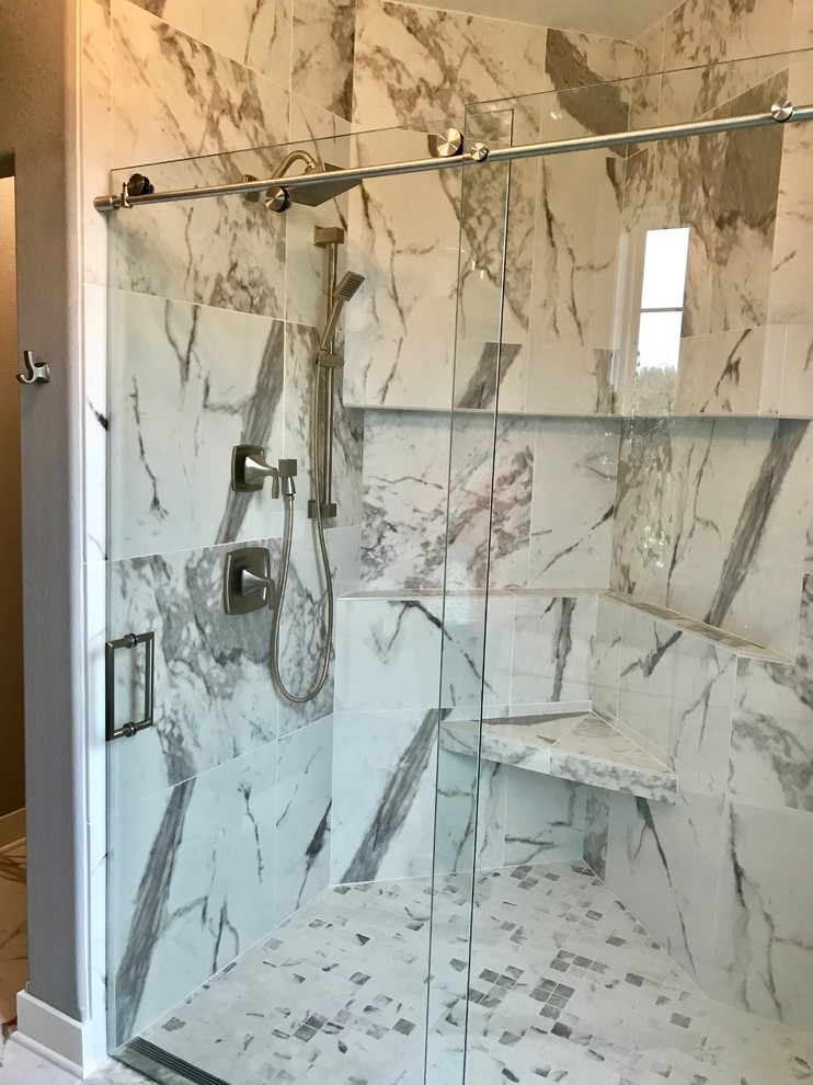 Large transitional home design photo in Milwaukee