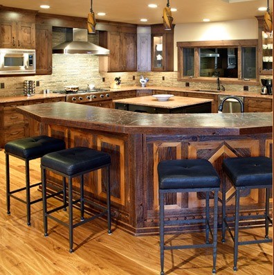 Kitchen - rustic kitchen idea in Denver