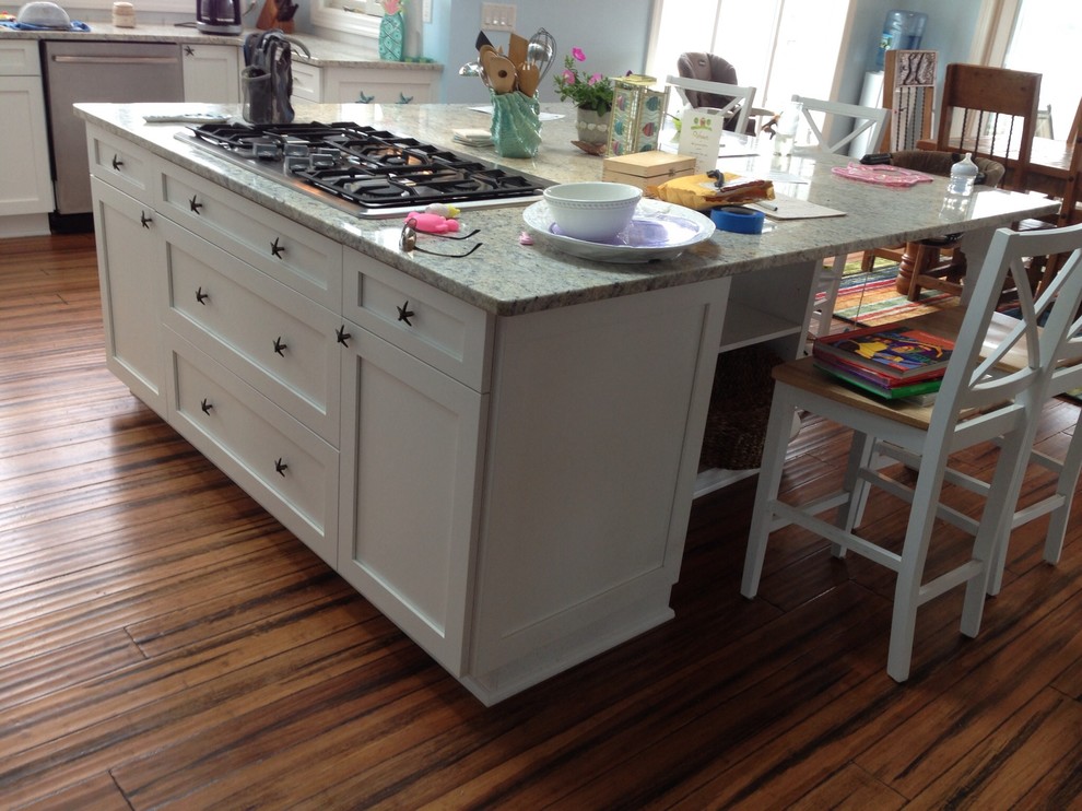 Inspiration for a beach style kitchen in Newark.