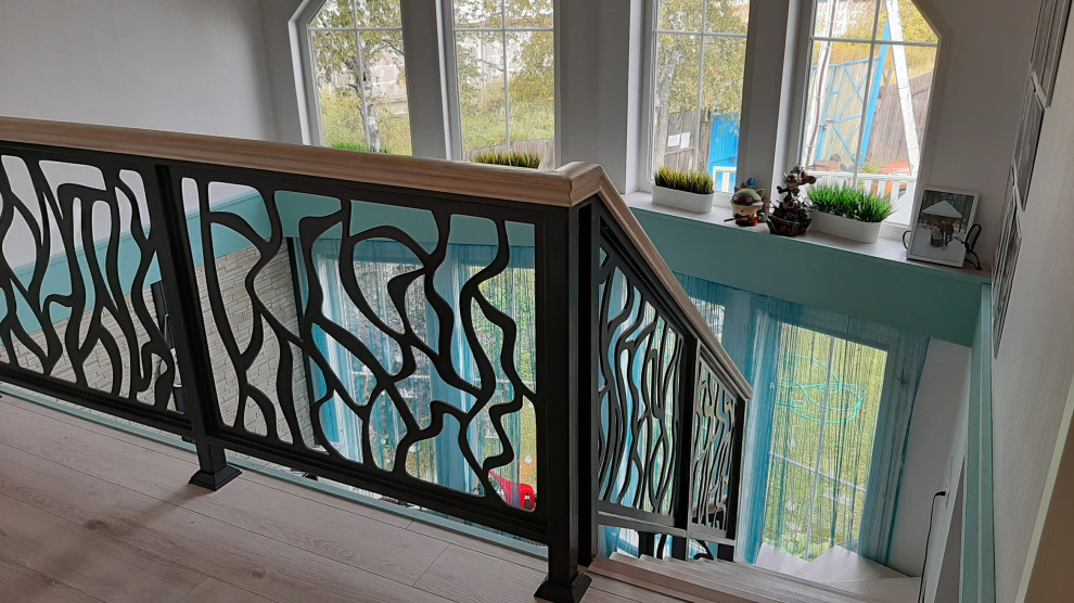 Лестница на второй этаж в каркасном доме