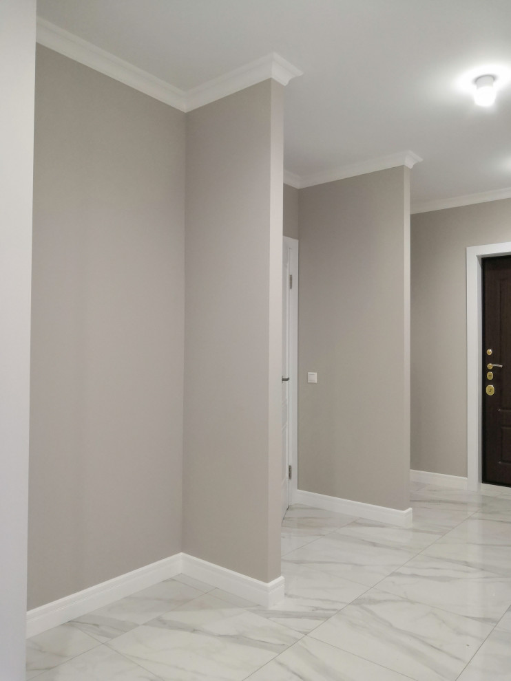 Шкафы в прихожую в ниши