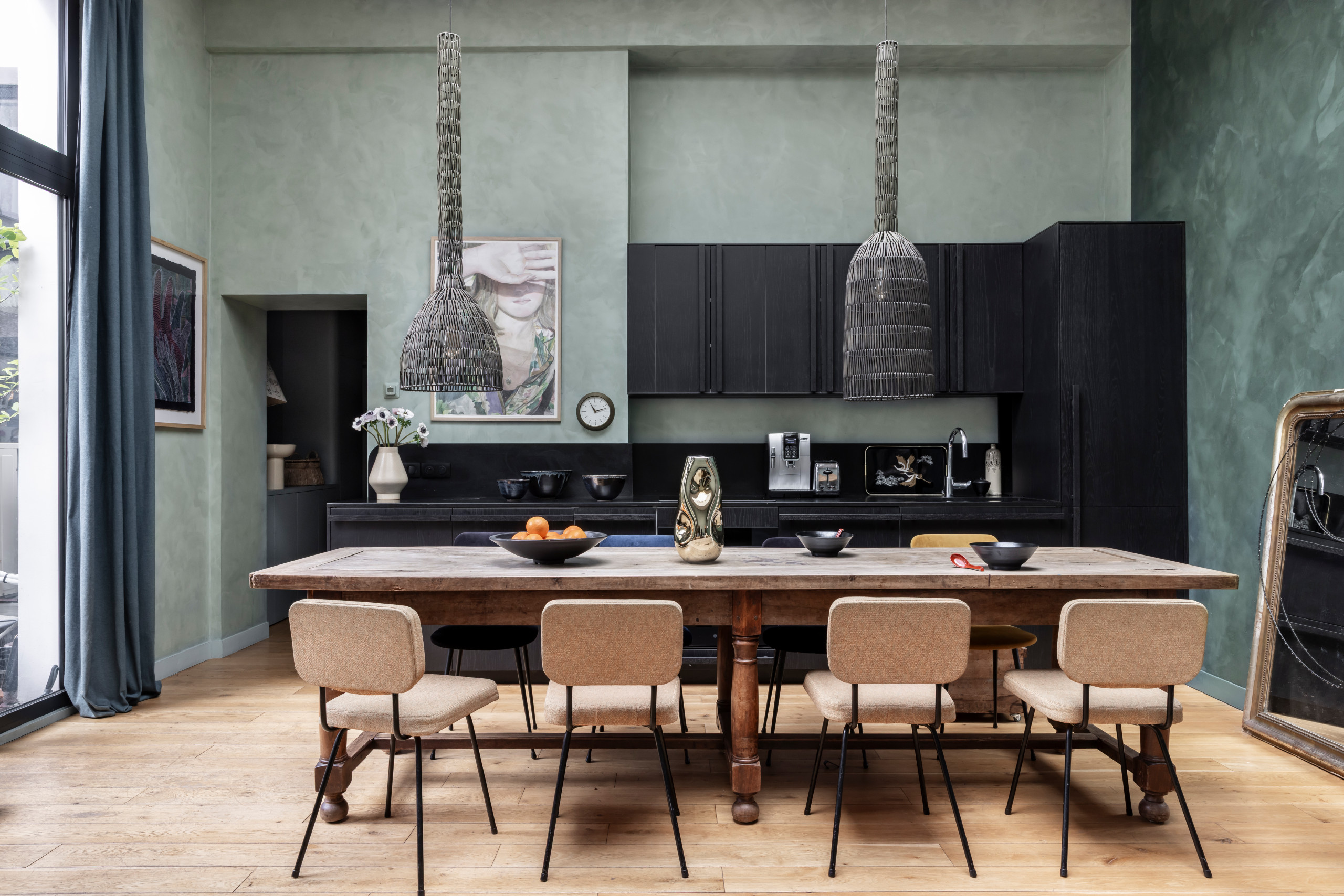 Réinvention d’un loft familial atypique de 130 m² à Paris 10e