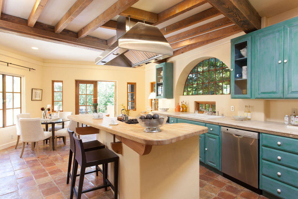 This is an example of a mediterranean kitchen in San Francisco.
