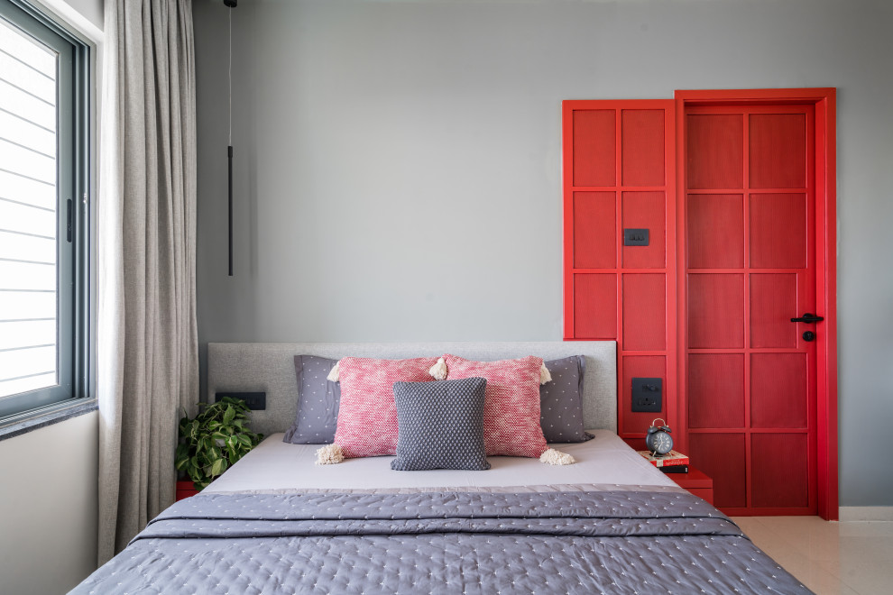 Bedroom - eclectic bedroom idea in Ahmedabad