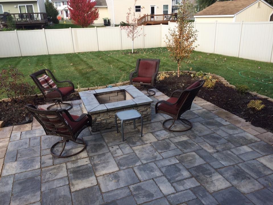 Small Rustic Backyard Patio