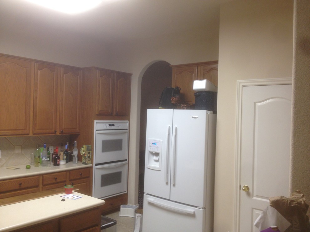 Home design - transitional home design idea in Austin