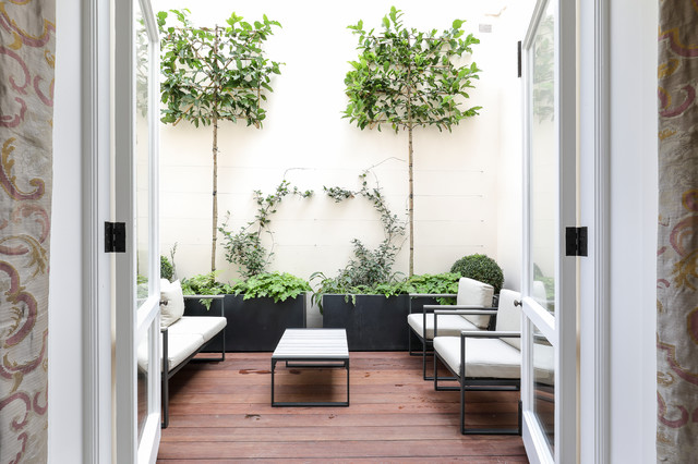 Eaton Square contemporain-terrasse-en-bois
