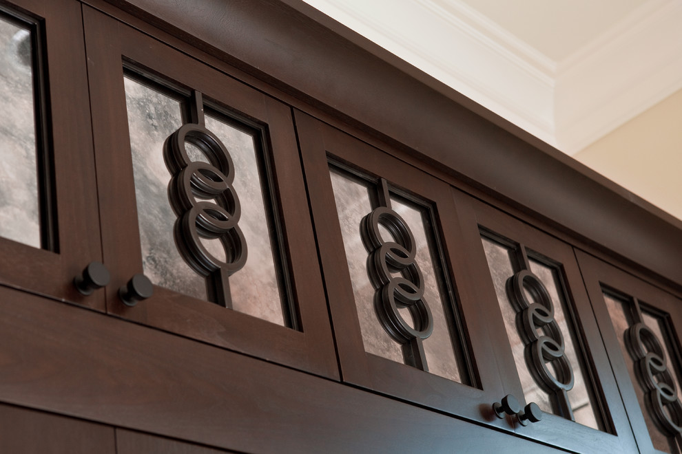 Inspiration for a transitional home design remodel in Miami