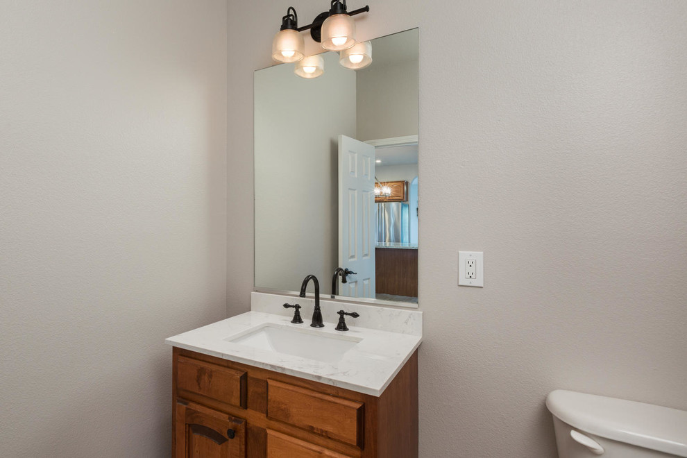 Home design - transitional home design idea