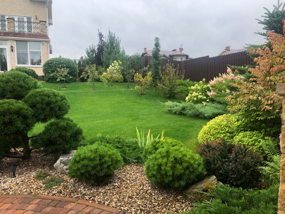 Укладка газона