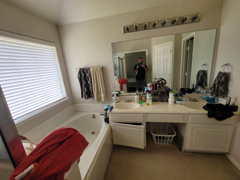 Deer Brook - Master and Hall Bathroom Remodel