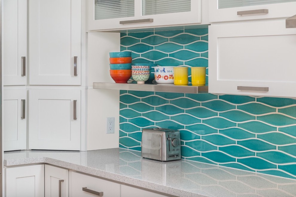 Home design - transitional home design idea