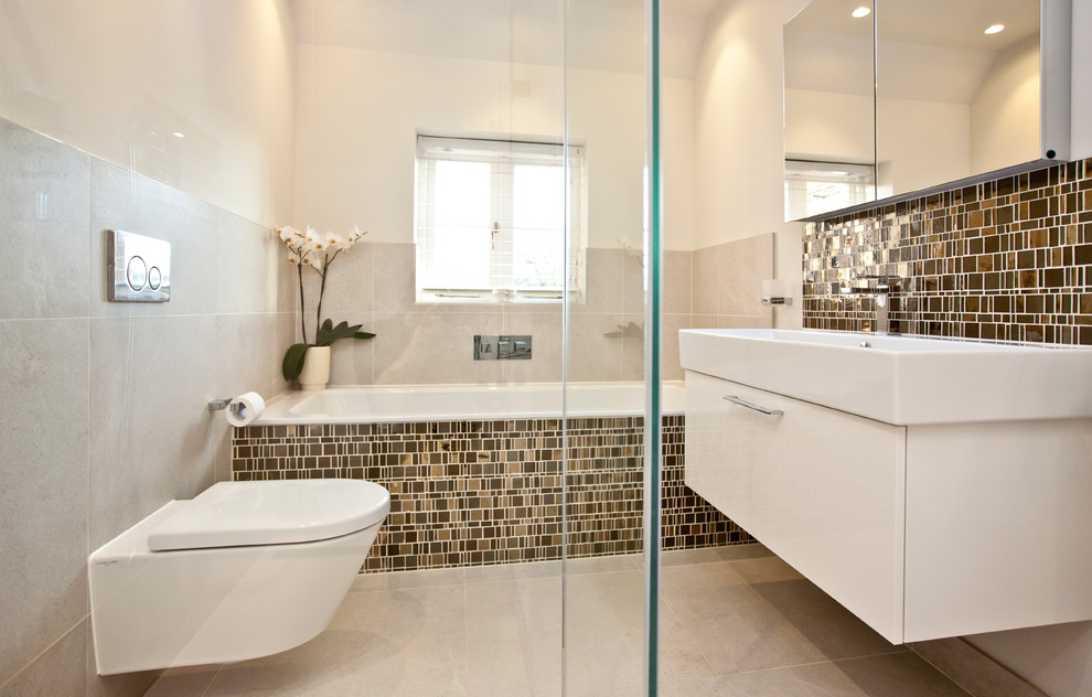 Photo of a contemporary bathroom in Hampshire.