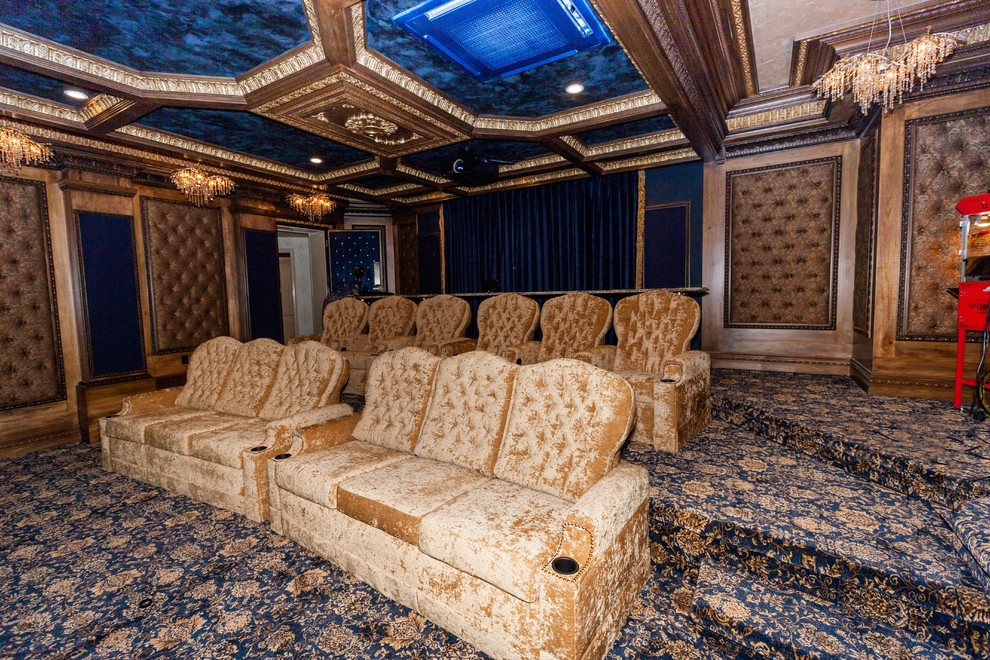 Home theater - traditional home theater idea in Kansas City