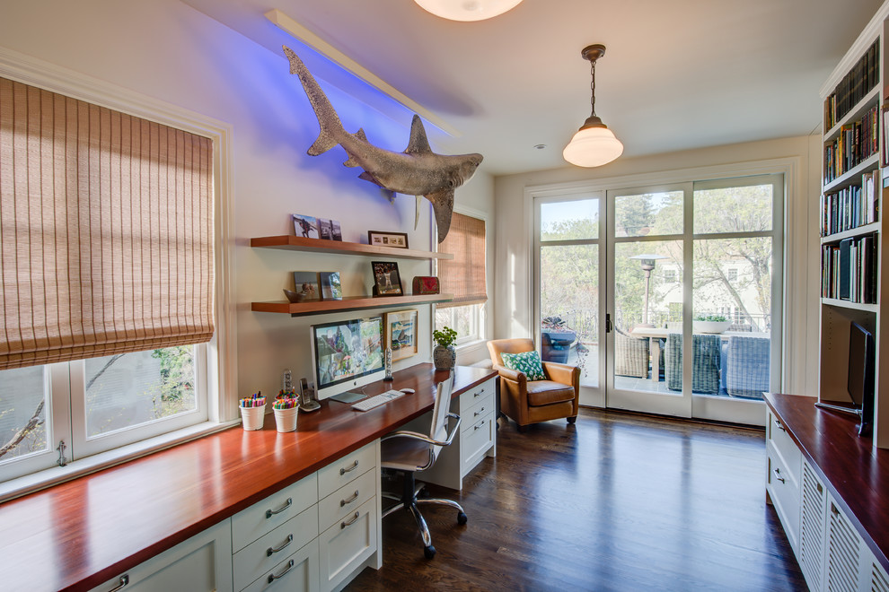 This is an example of an eclectic home office in San Francisco.