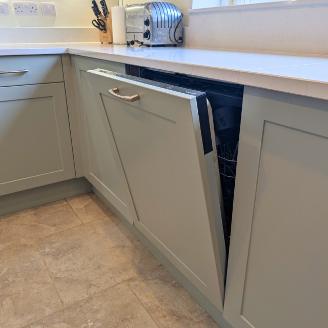 Mr & Mrs Eaton traditional-kitchen