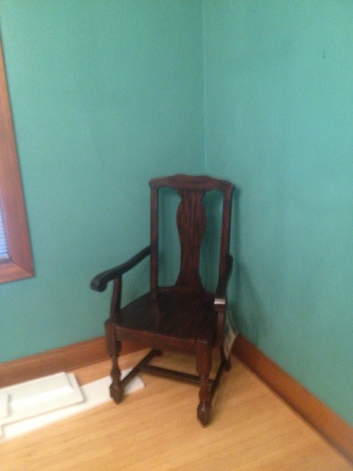 need rug for dining room with teal walls need rug for dining room with teal walls