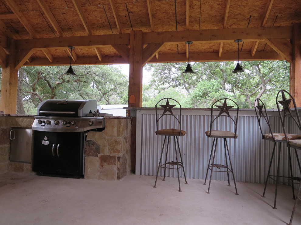 Photo of a large country patio in Austin.