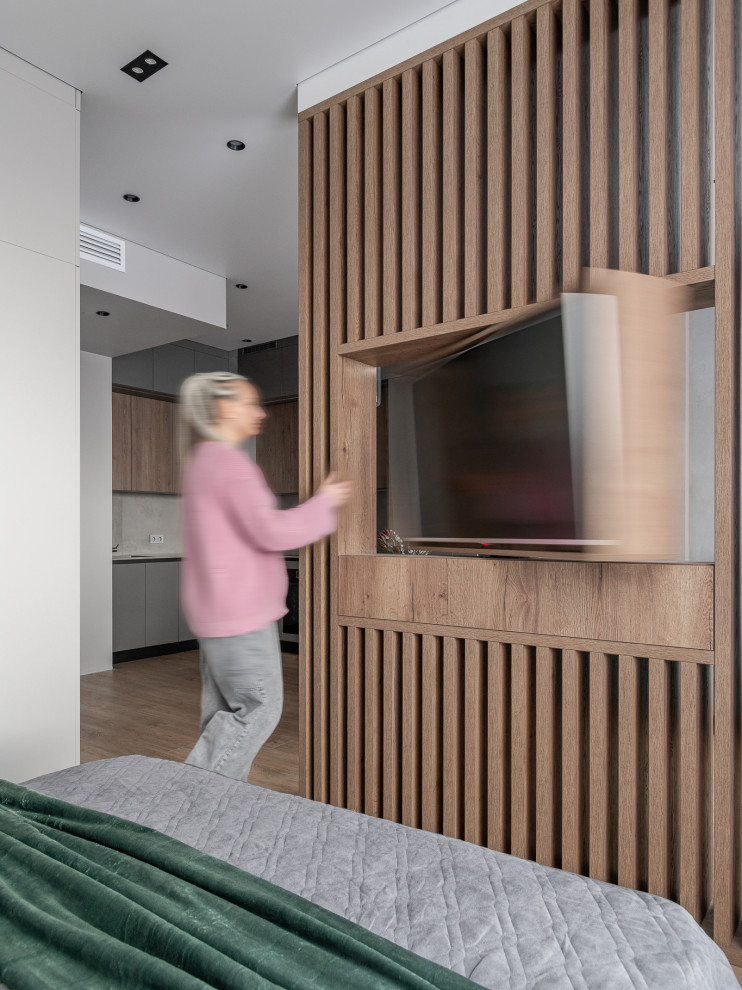 поворотная тв зона