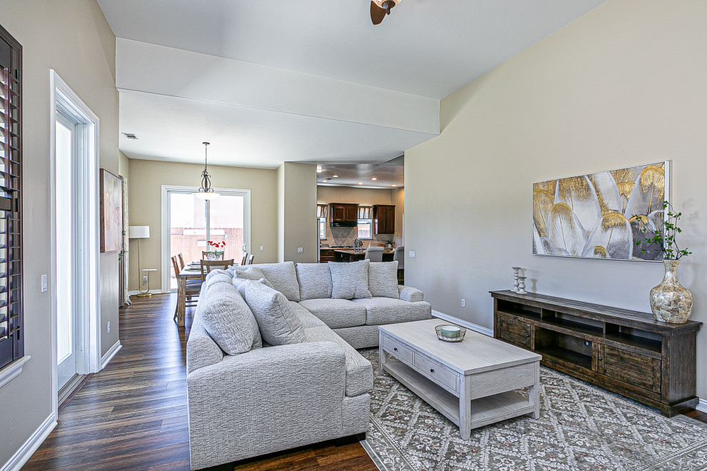 552 Palomar Circle Lompoc, CA 93436 | Staging